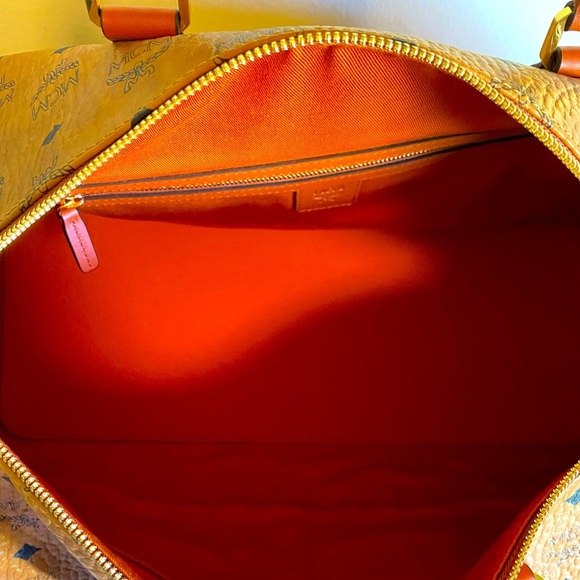 🧳 AUTHENTIC MCM Brand New Never Used Travel Bag - Picture 6 of 14